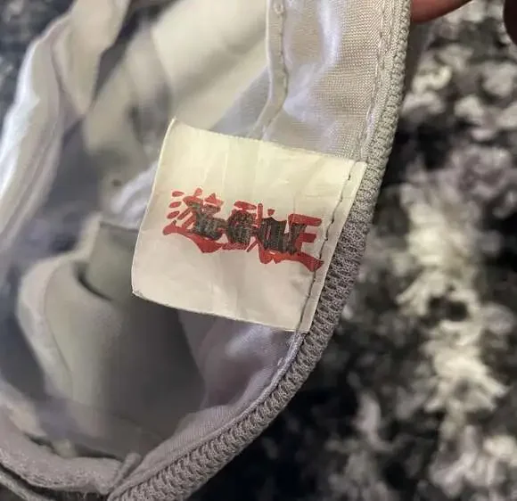 Vintage 1996 Yu-Gi-Oh! King of Games Yugi & Kaiba Embroidered Grey Baseball Hat - Picture 3 of 4